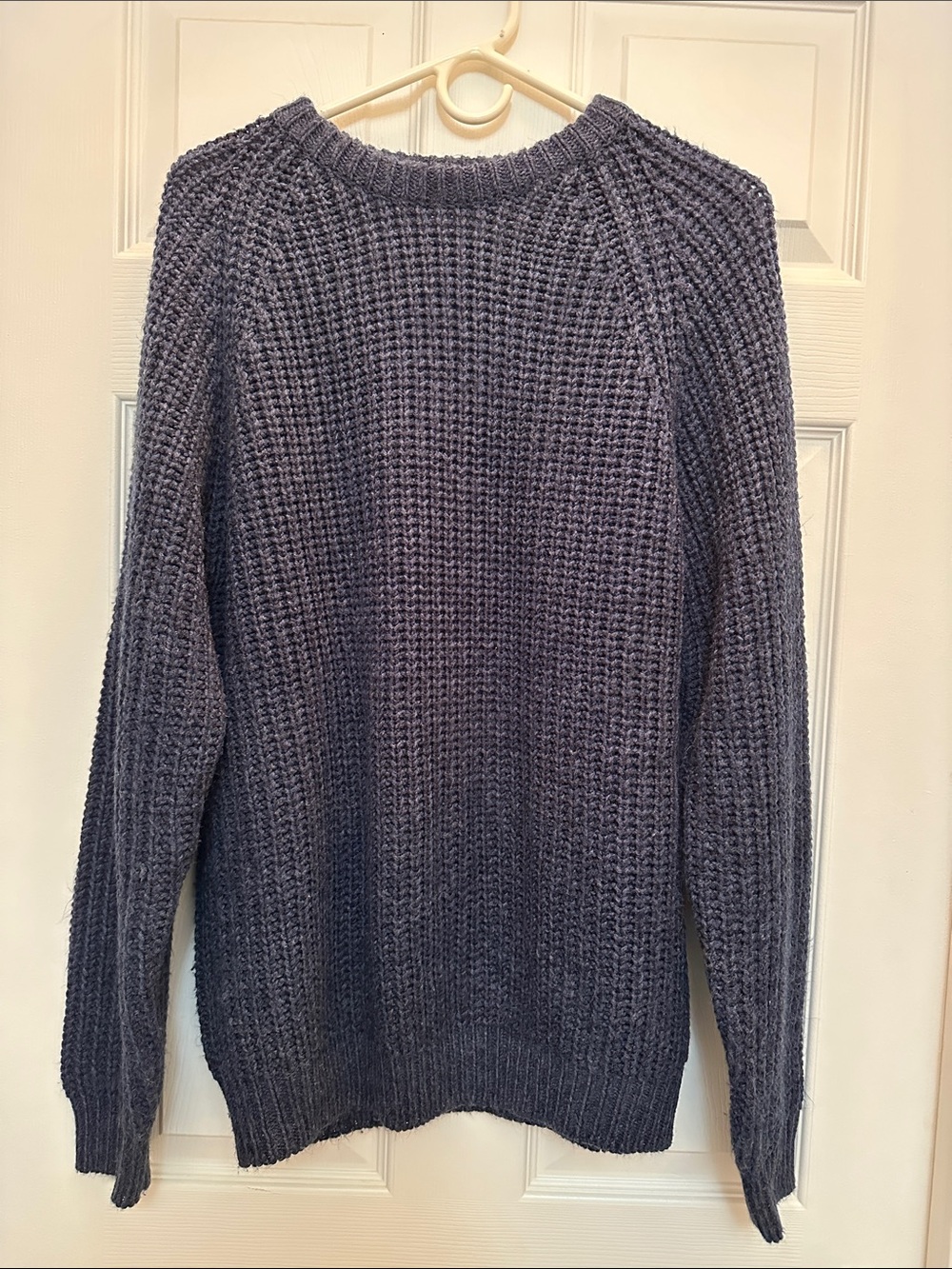 Men's Classic Crewneck Knit Sweater